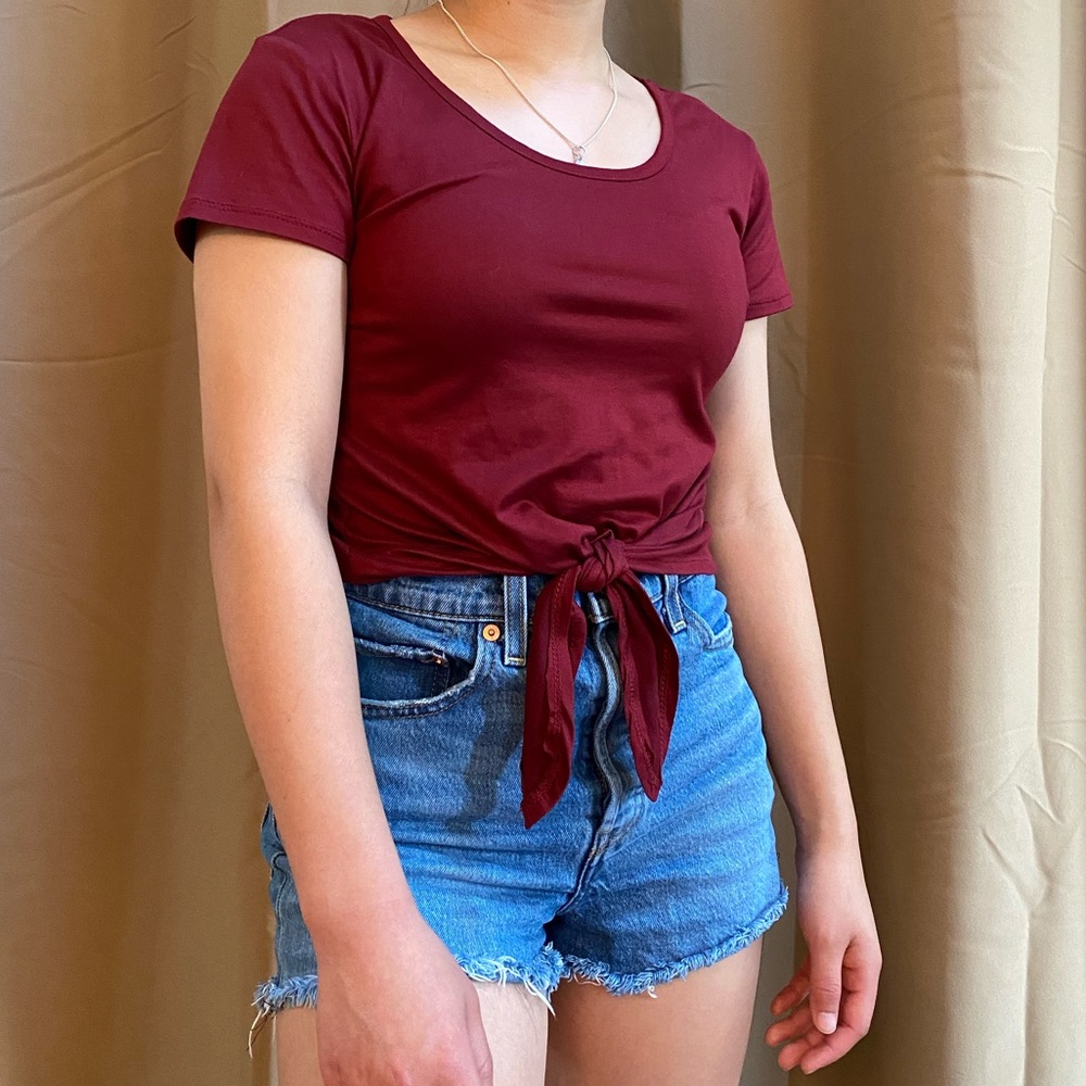 Tie-Front Crop Top - Red